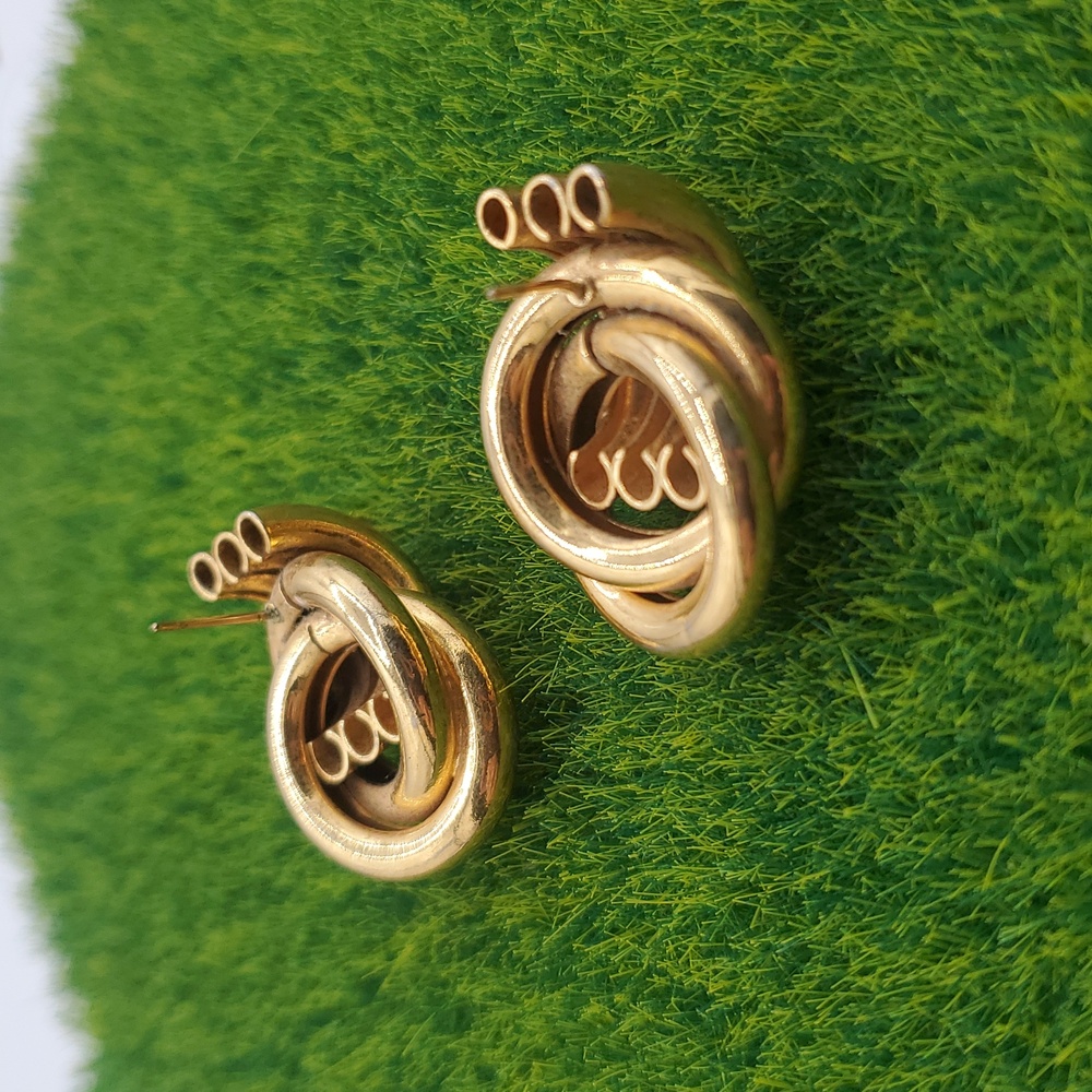 Elegant‎ Gold Tone Knot Earrings E1032 - Picture 3 of 4